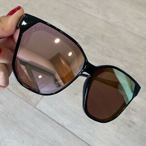 Diff eyewear oversized sunglasses. Never worn.